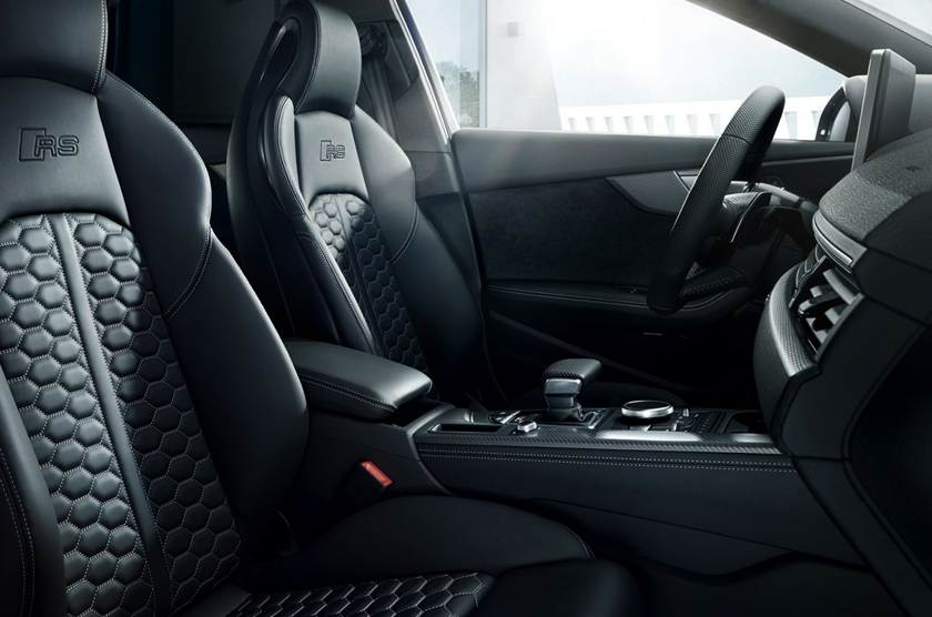 Gave sportstoelen in de Audi RS zoals u mag verwachten