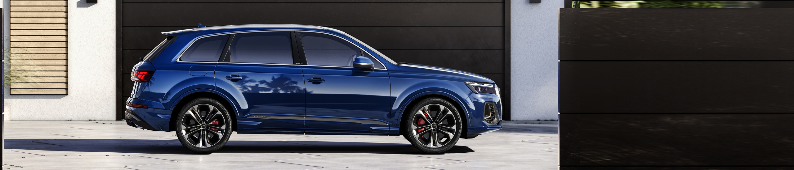 De sterk vernieuwde Audi Q7 is een karaktervolle verschijning en synoniem voor zelfverzekerdheid op de weg. 