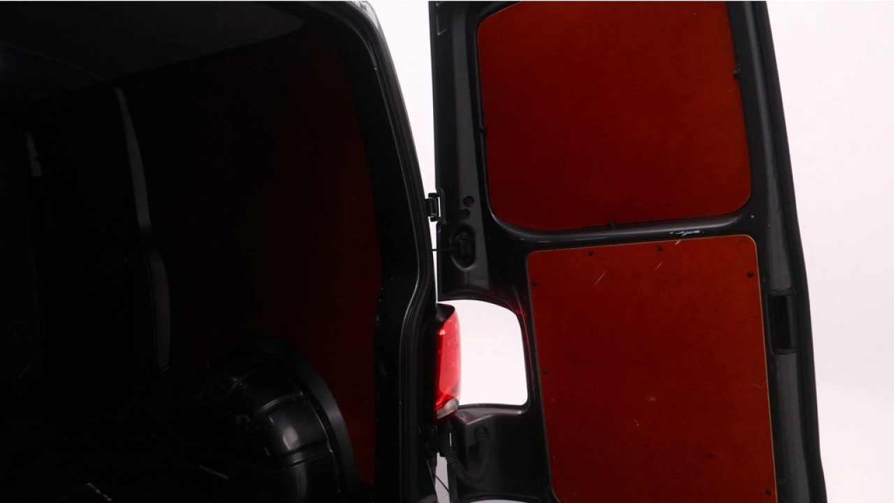 VW Bedrijfswagens Transporter L2H1 2.0 TDI 110pk Economy Business