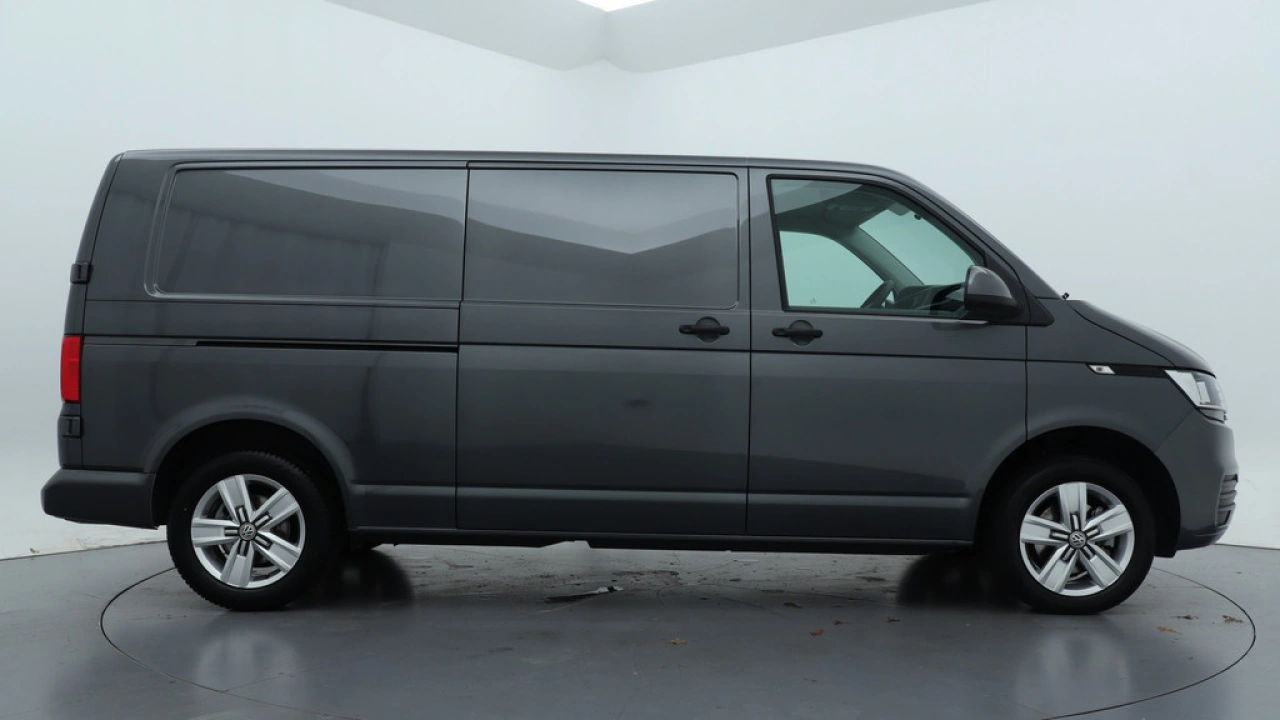 VW Bedrijfswagens Transporter L2H1 2.0 TDI 110pk Economy Business