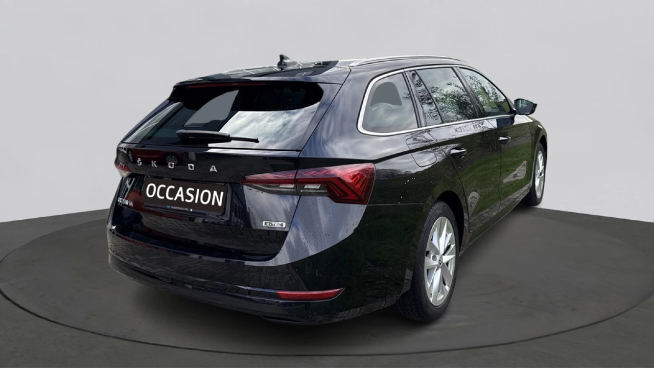 Škoda Octavia Combi 1.0 TSI 110pk Business Edition DSG
