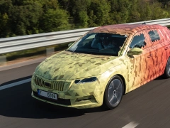 Vierde generatie ŠKODA OCTAVIA ook als hybride