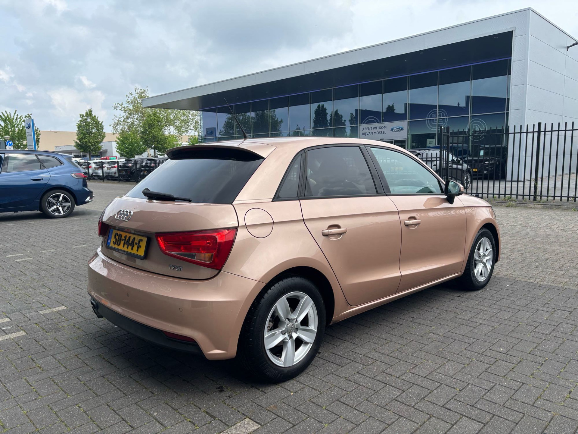 Audi A1