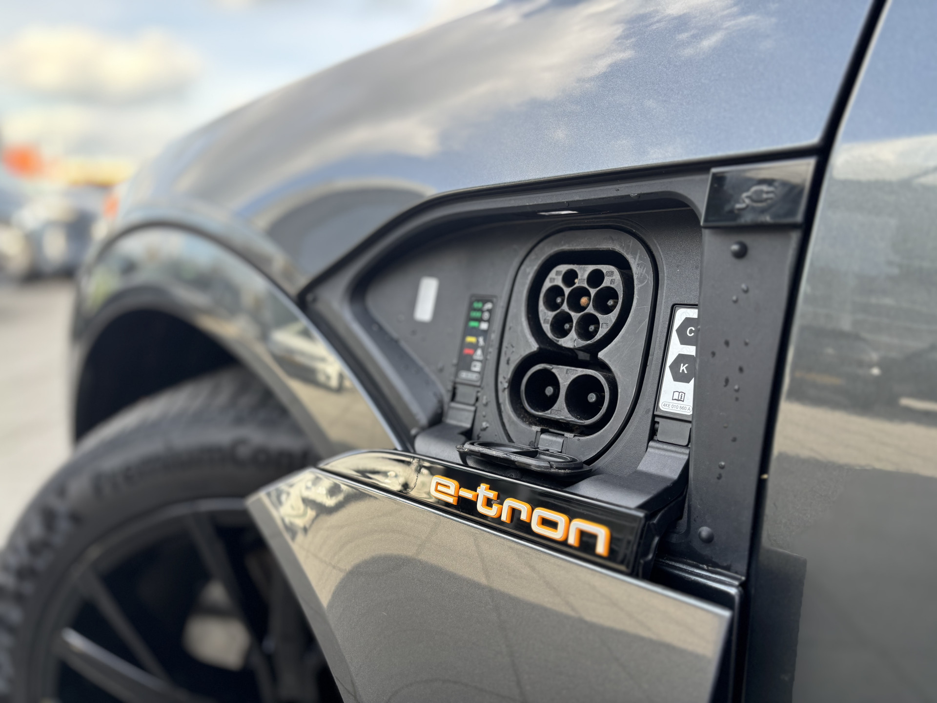Audi e-tron