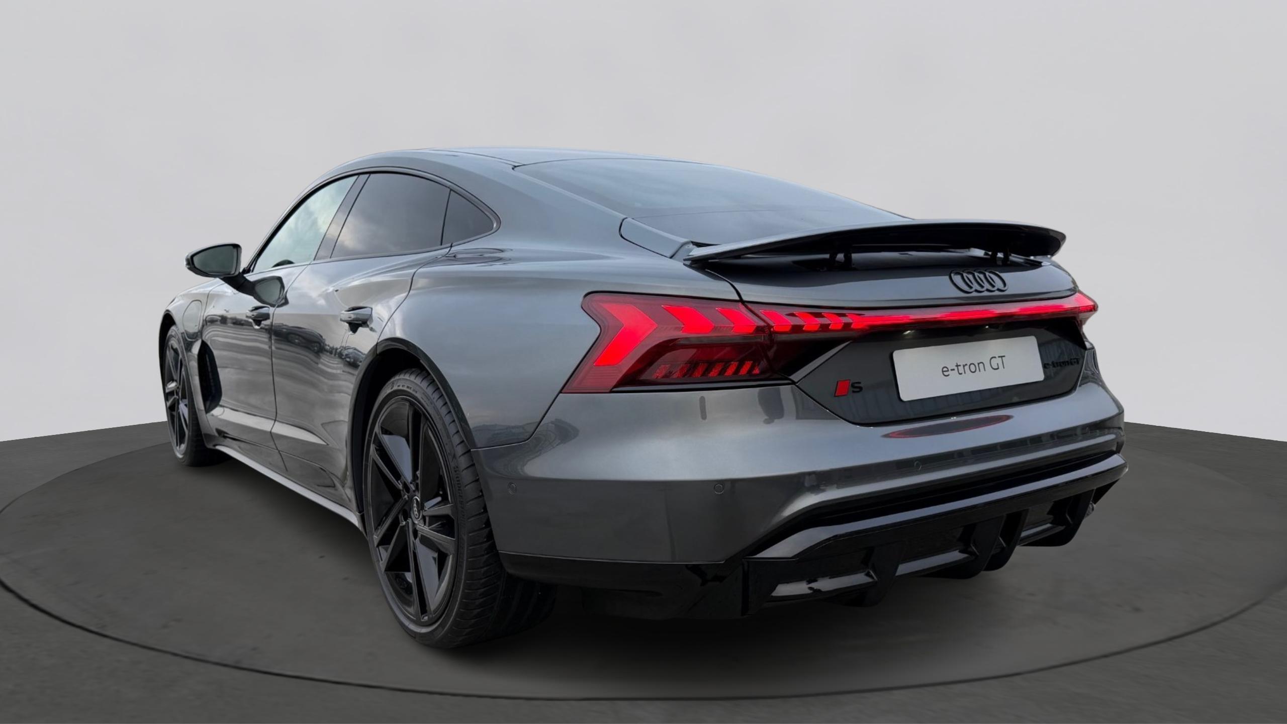 Audi e-tron GT QUATTRO