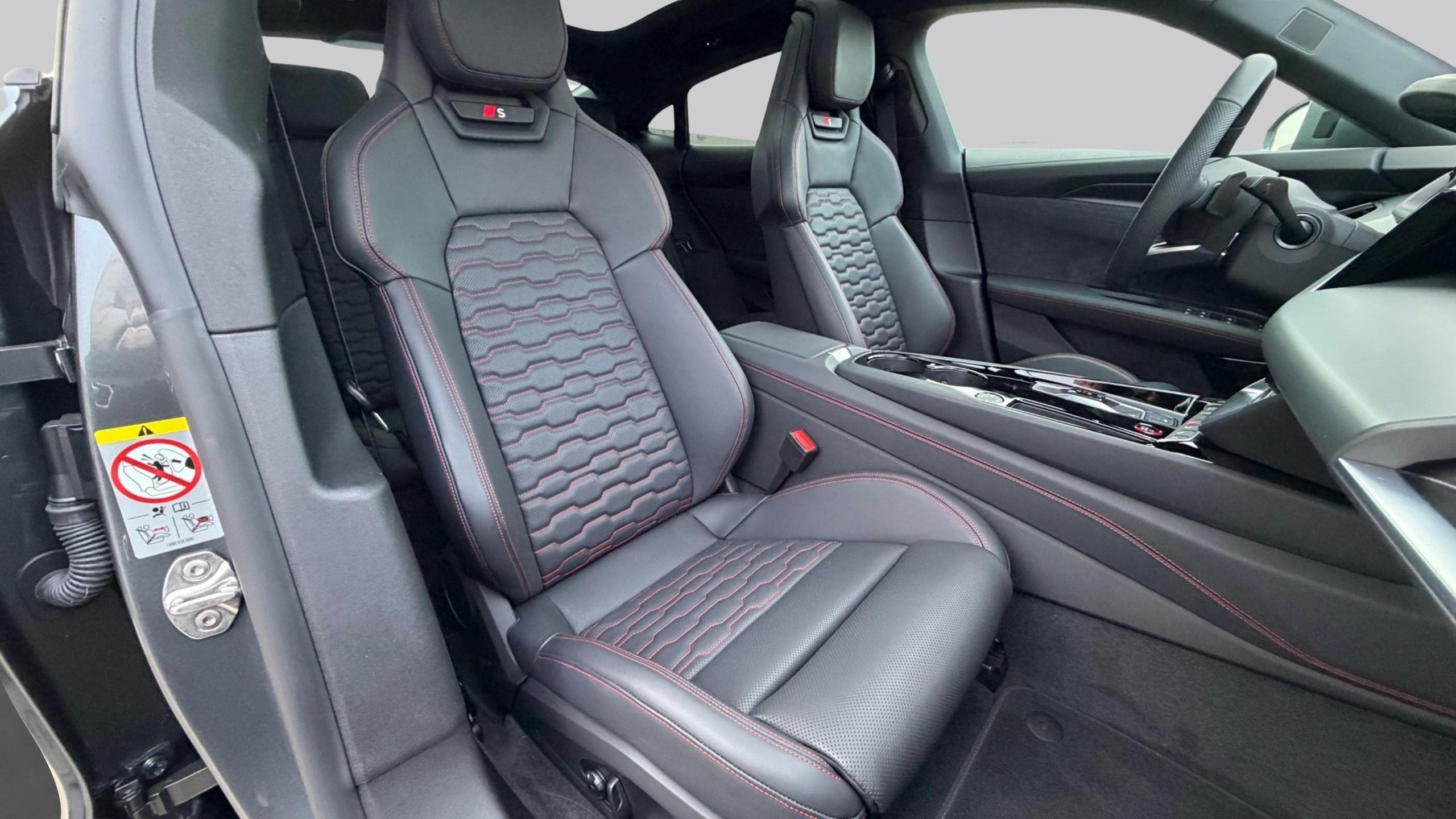 Audi e-tron GT QUATTRO