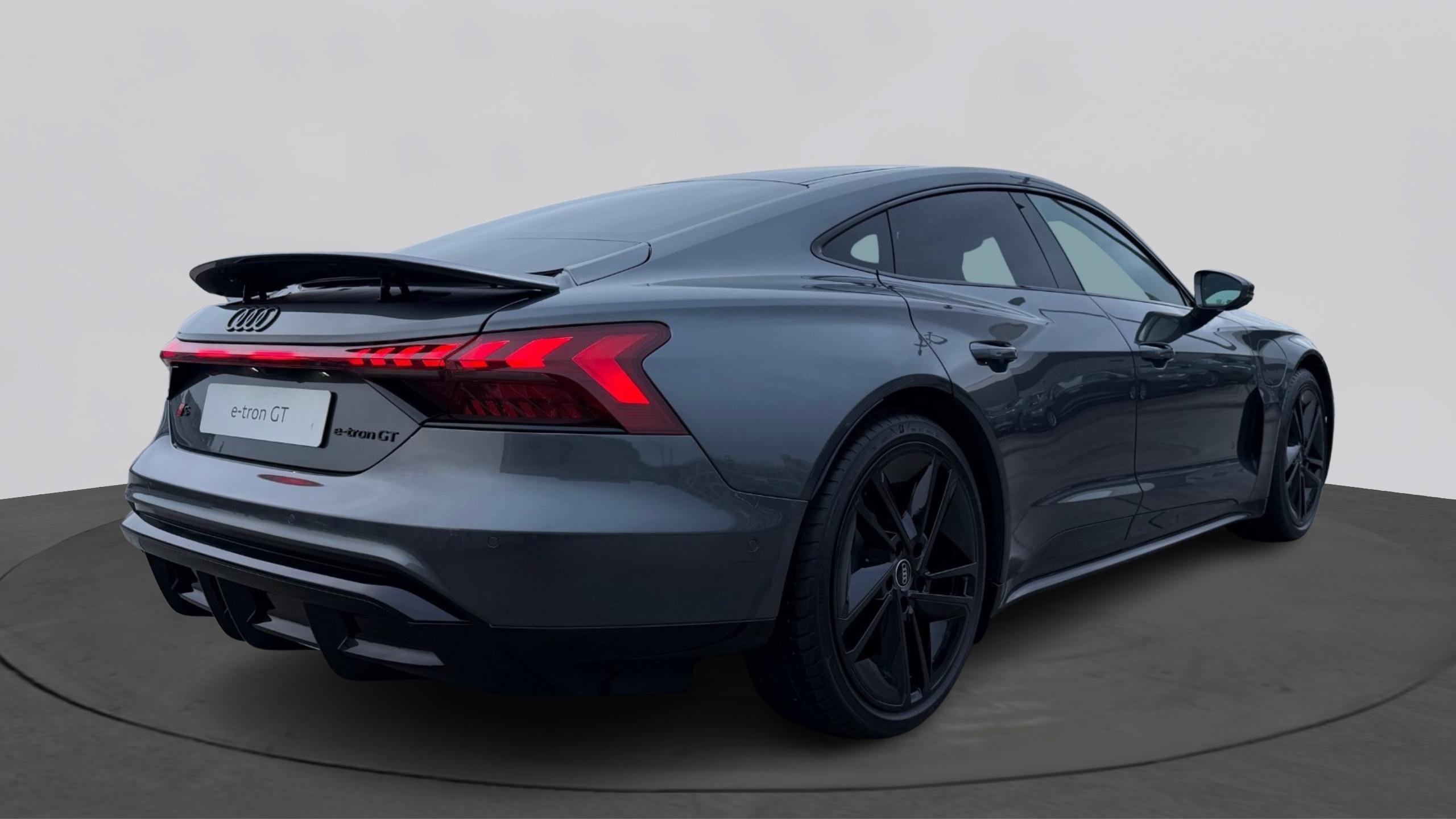 Audi e-tron GT QUATTRO