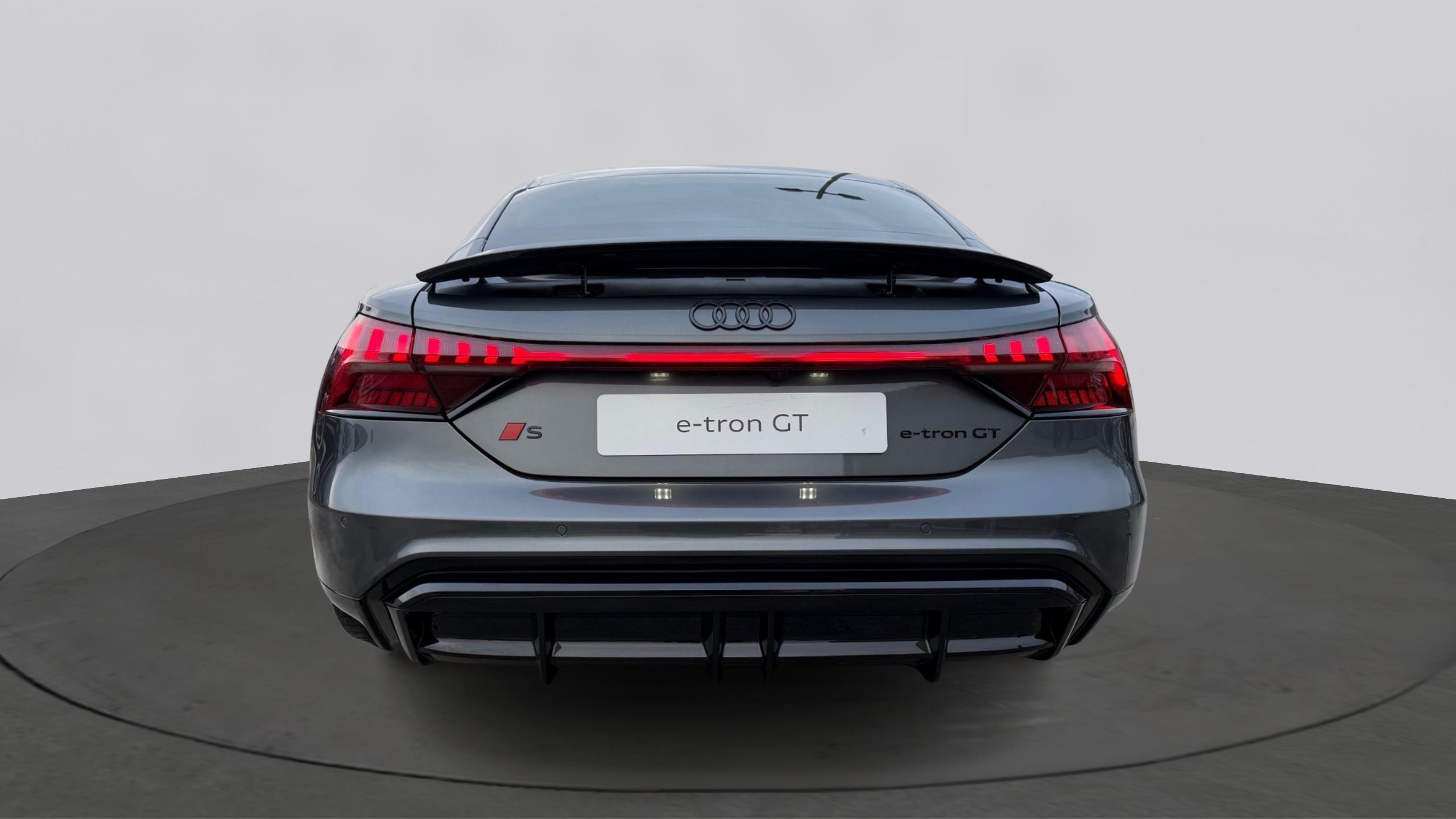 Audi e-tron GT QUATTRO