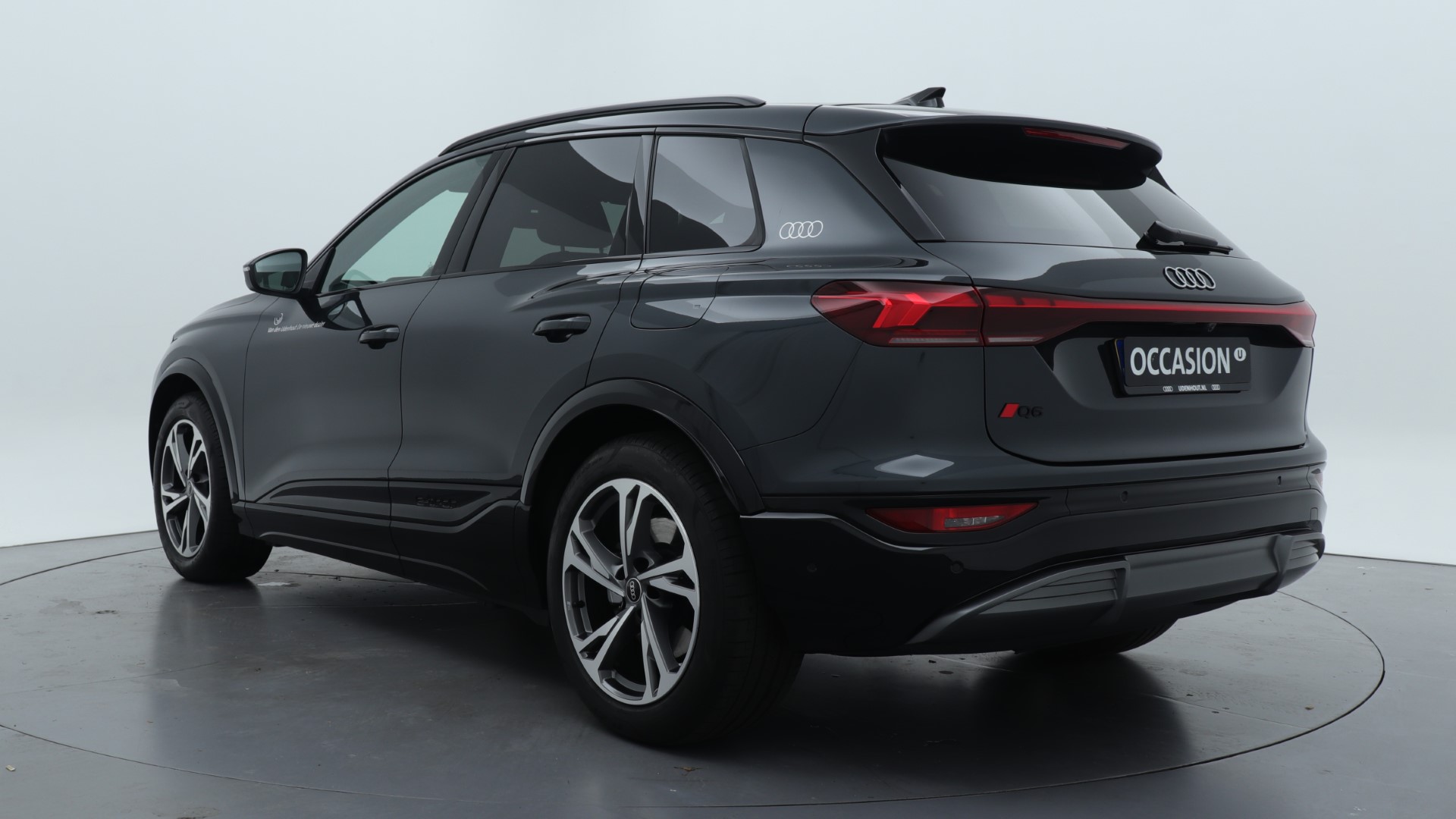 Audi Q6 e-tron