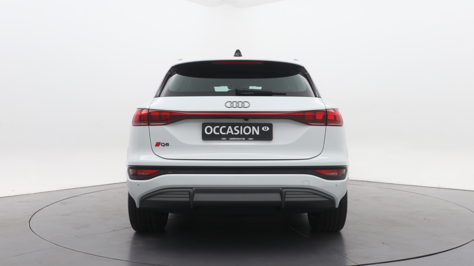 Audi Q6 e-tron