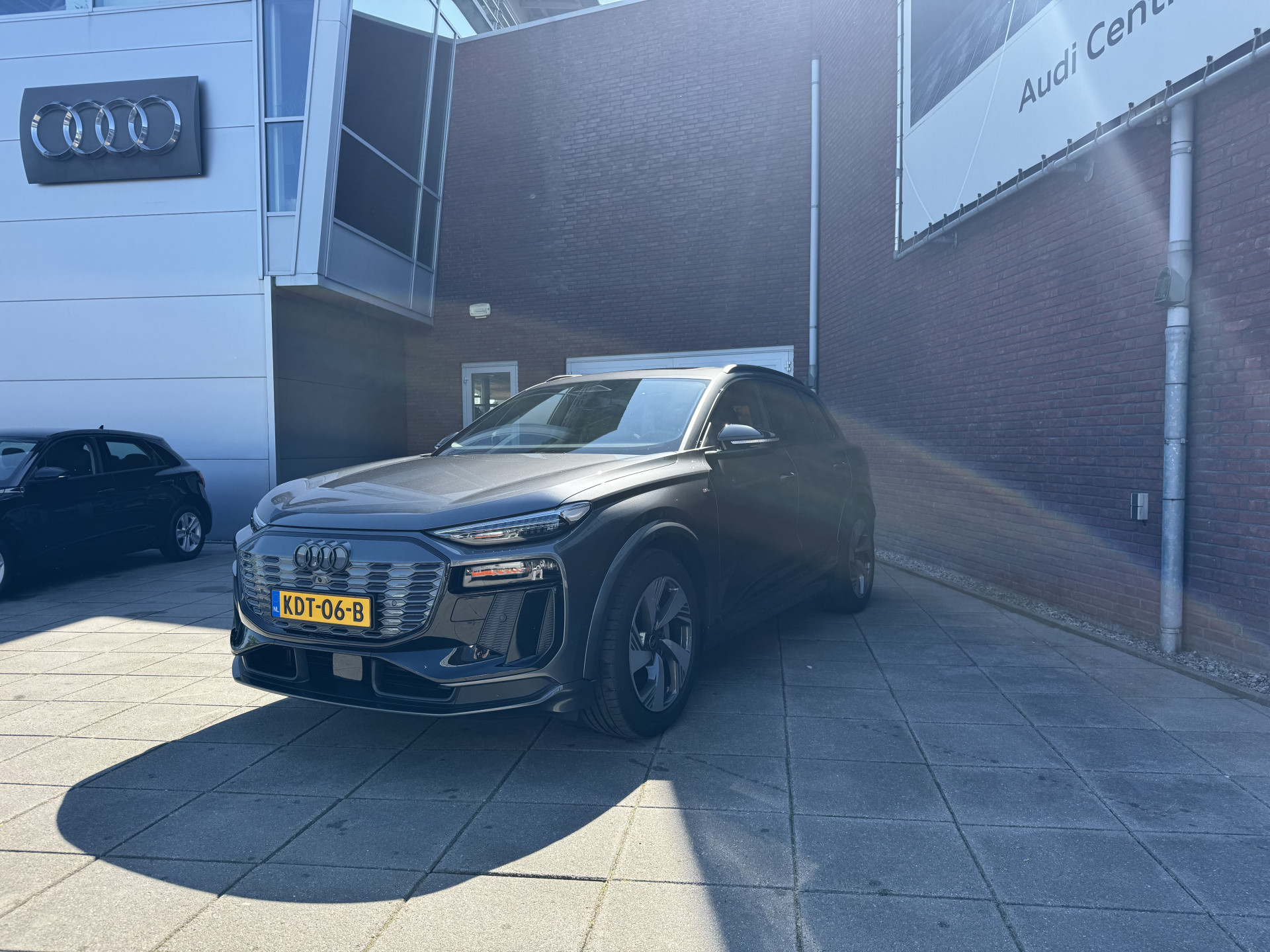 Audi Q6 SUV e-tron