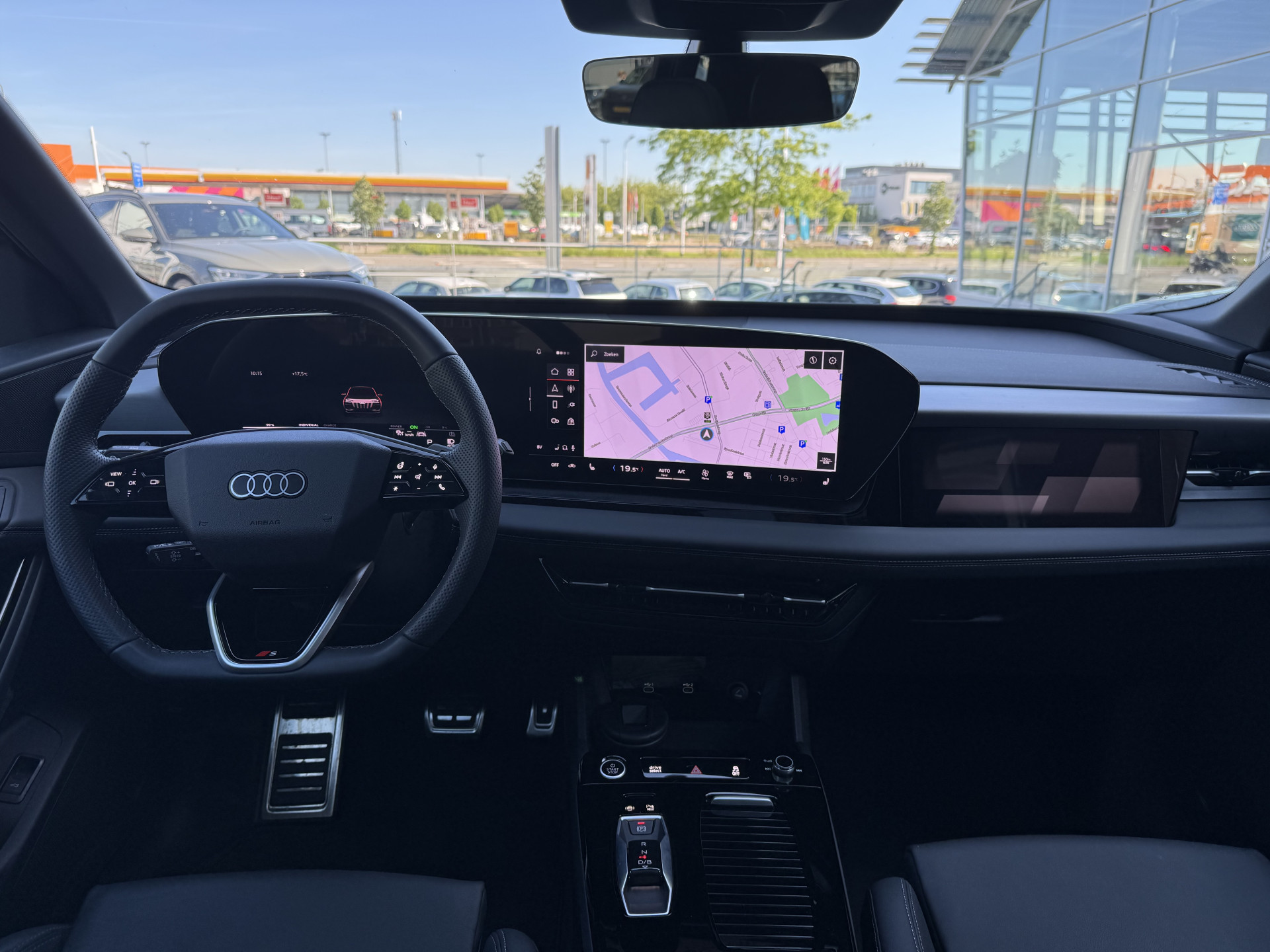 Audi Q6 SUV e-tron