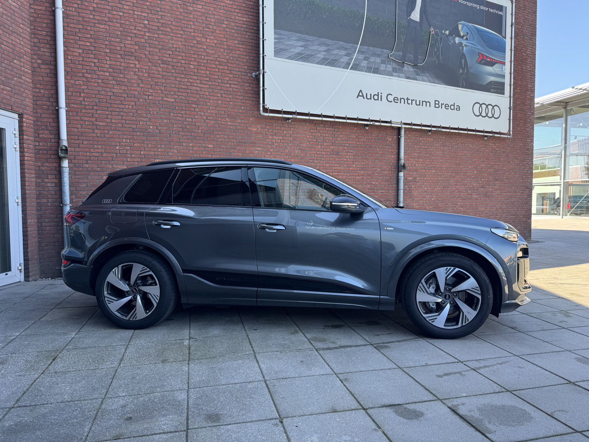 Audi Q6 SUV e-tron