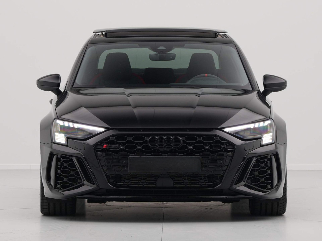 Audi RS3 Limousine