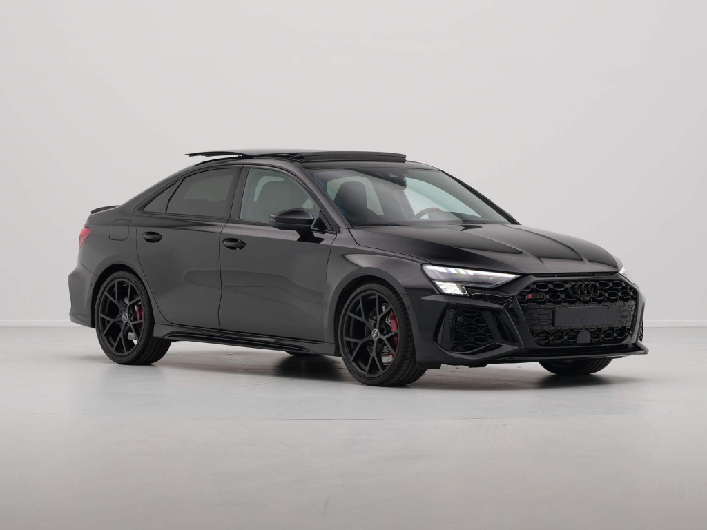 Audi RS3 Limousine