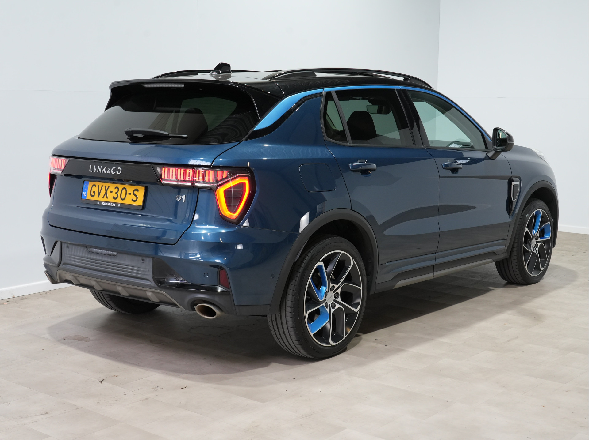 Lynk & Co 01