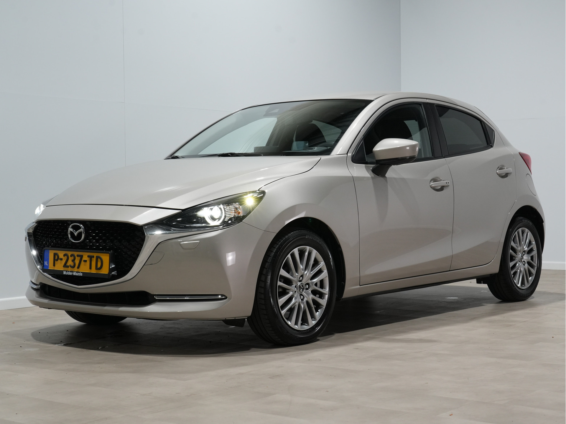 Mazda 2