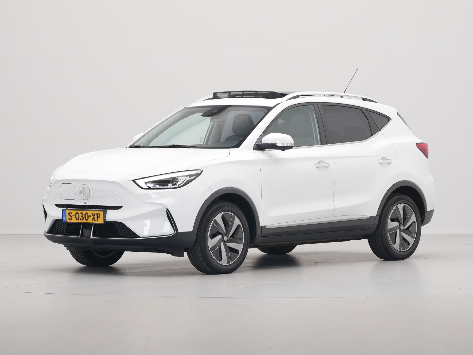 MG ZS
