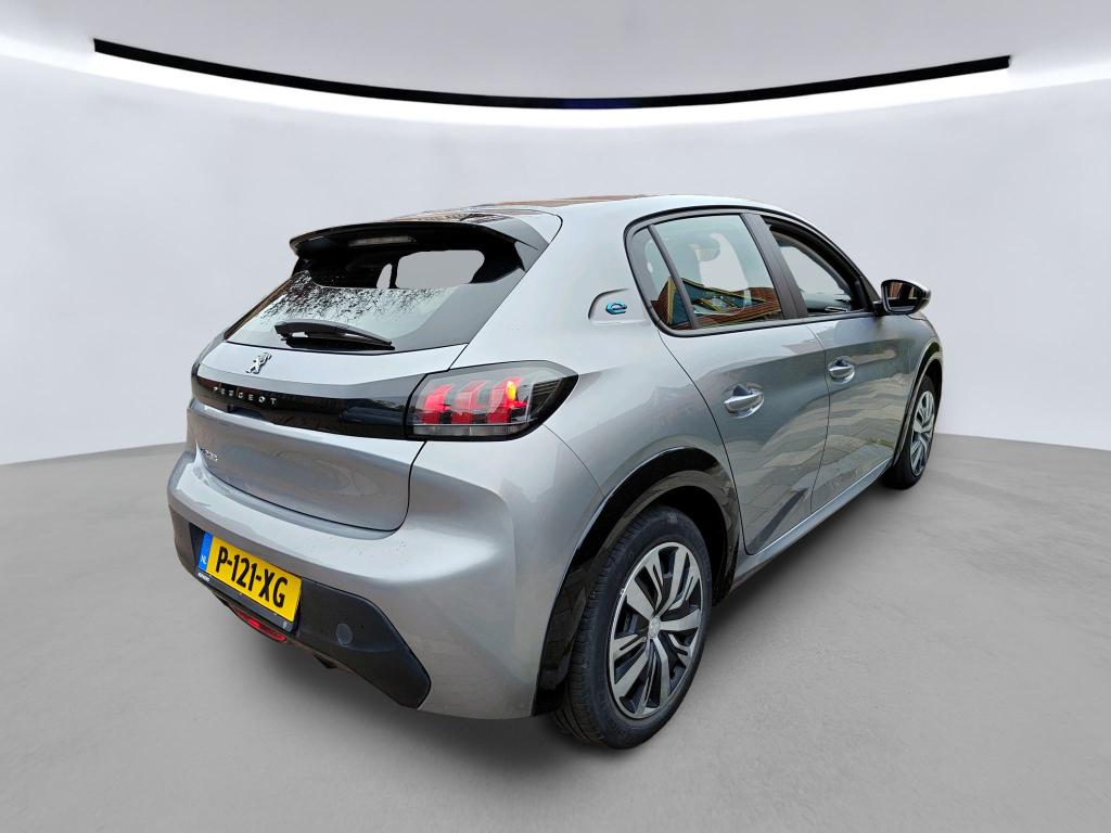 Peugeot e-208