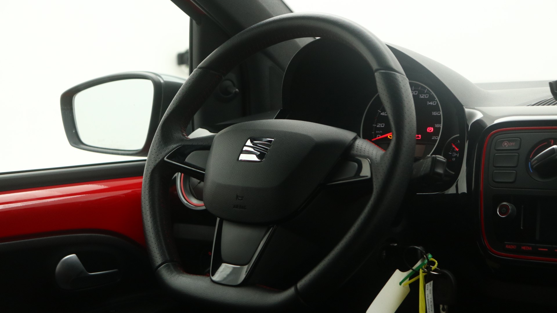 SEAT Mii
