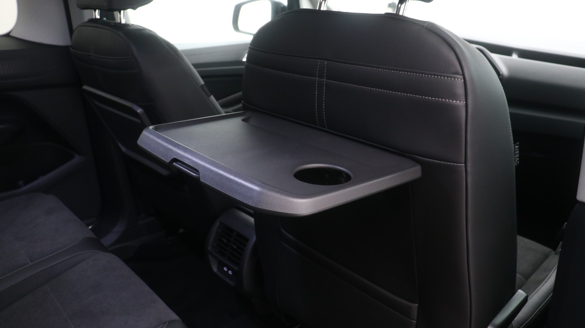 Volkswagen Caddy Kombi (5)