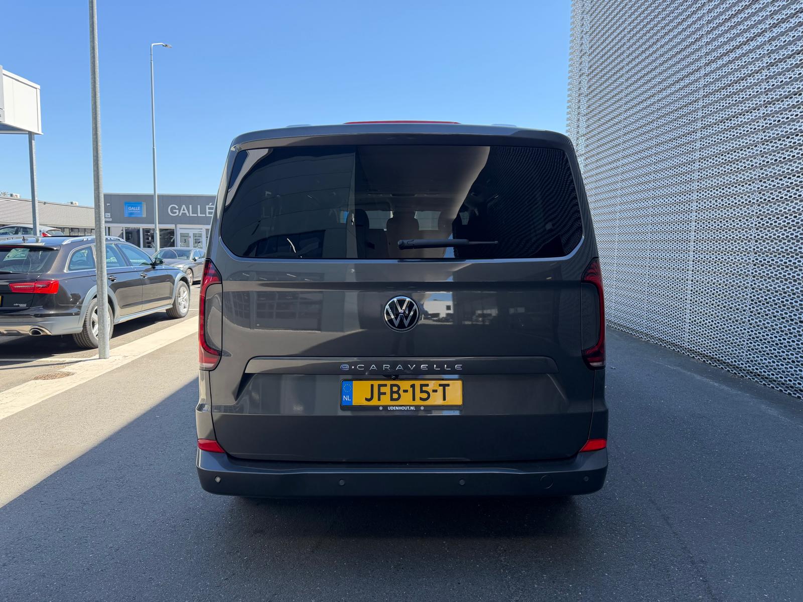 Volkswagen e-Caravelle