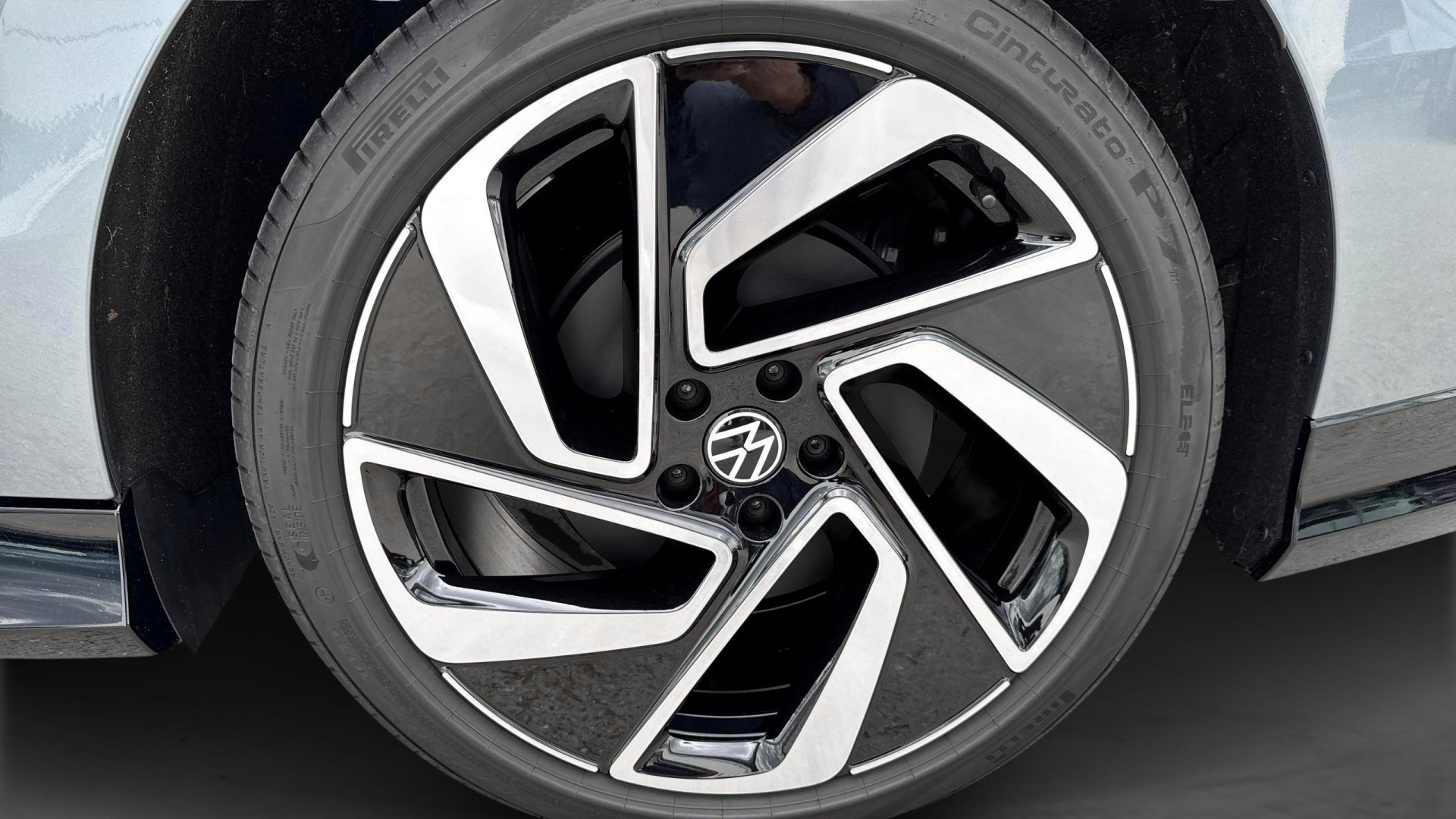 Volkswagen ID.7 Tourer