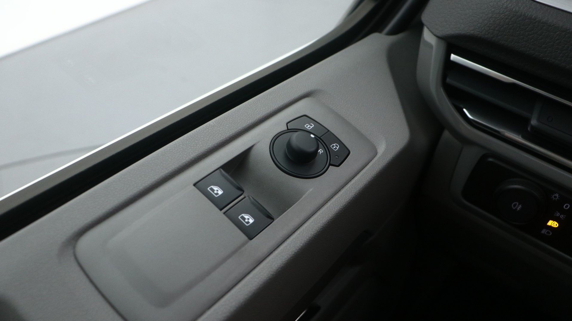 Volkswagen Transporter Bestelwagen (7)