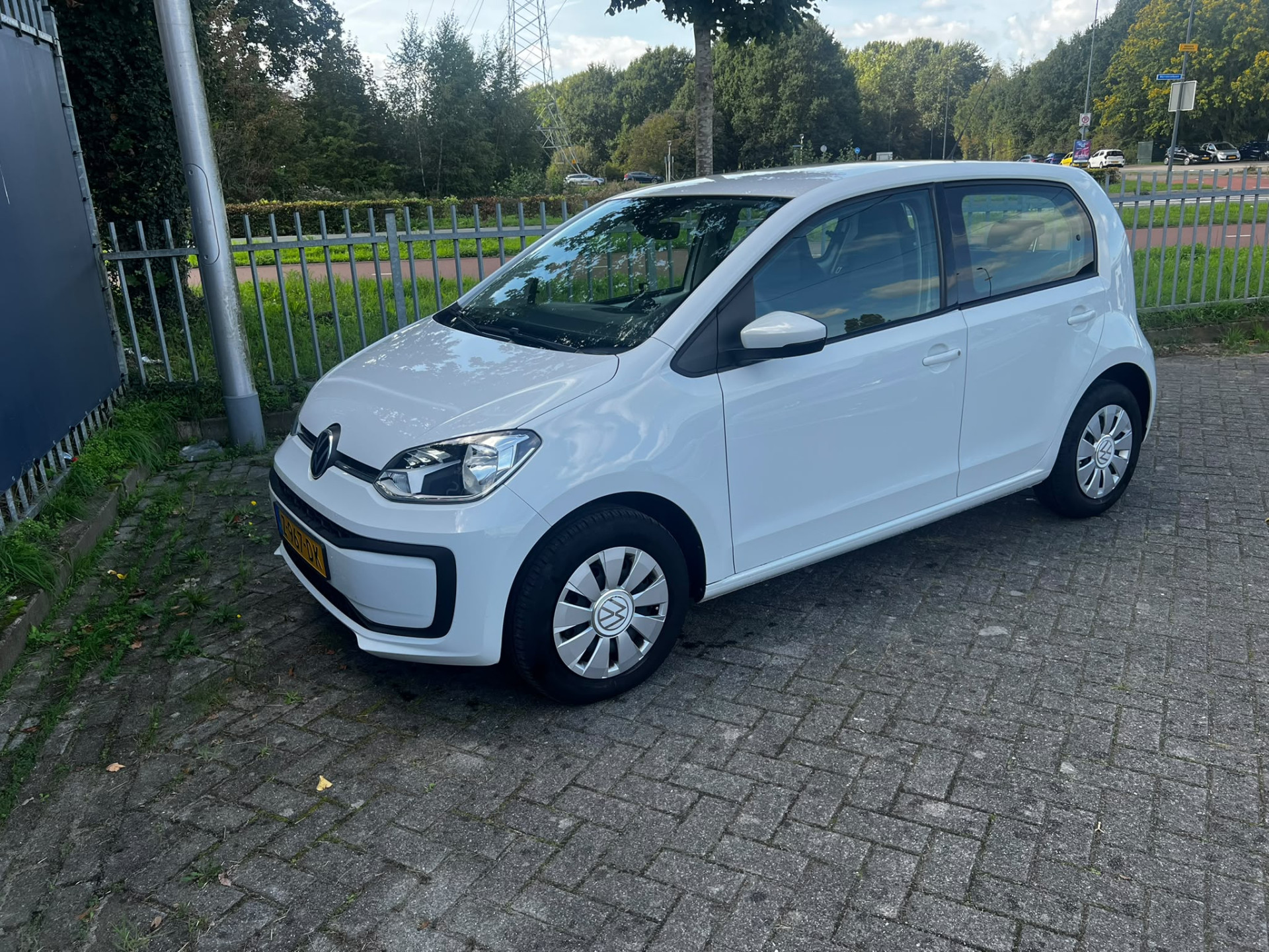 Volkswagen up!
