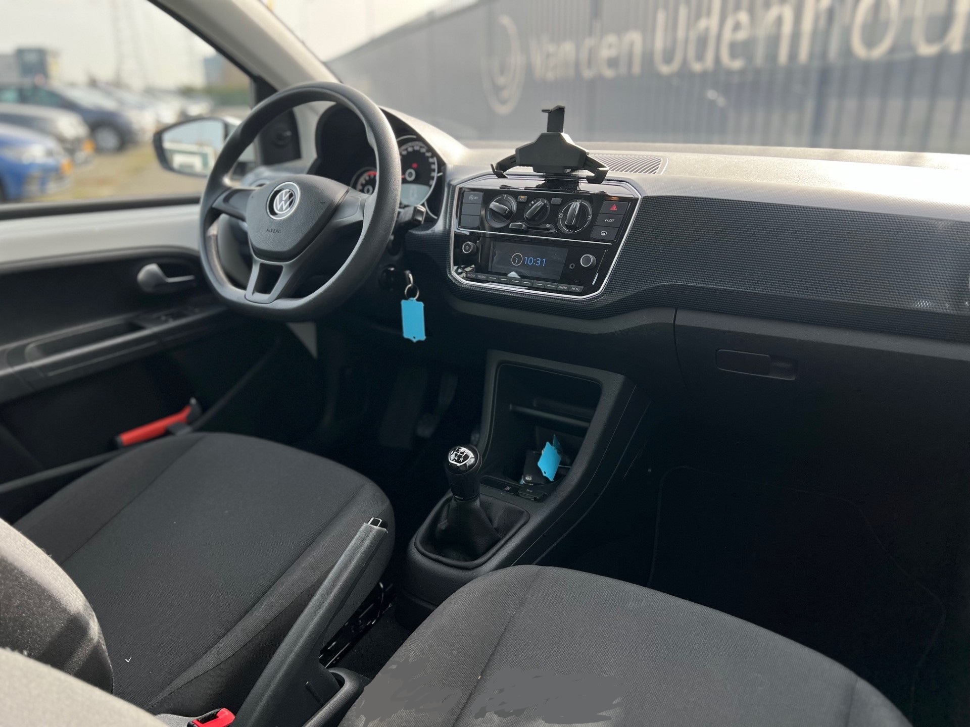 Volkswagen up!