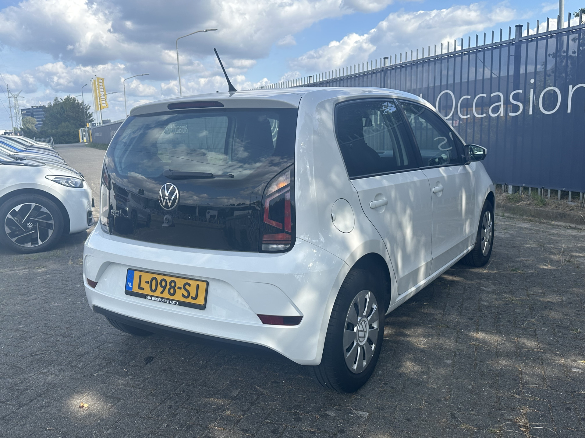 Volkswagen up!