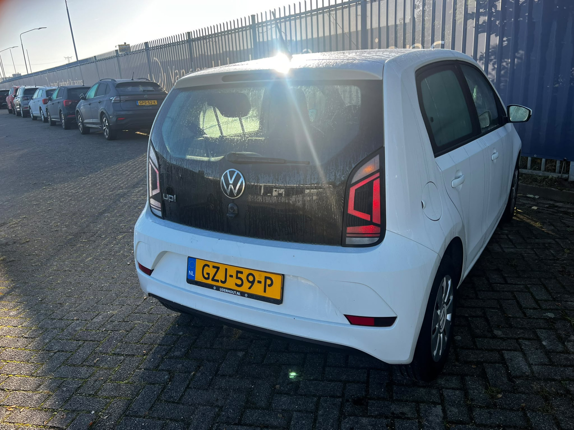 Volkswagen up!